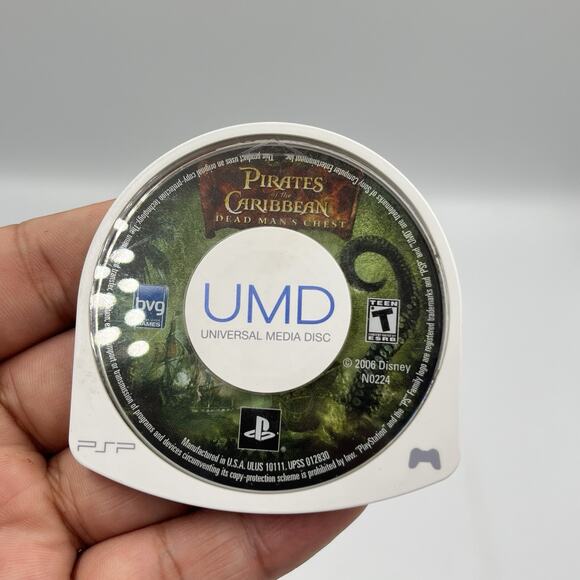 Pirates Of The Caribbean Dead Man’s Chest Sony PSP, 2006) UMD Only - Picture 1 of 4